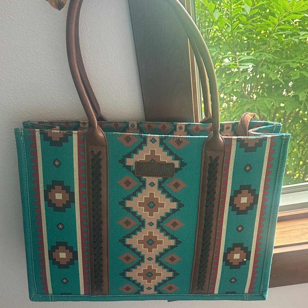 Wrangler Bag Turquoise Southwestern Pattern Tote with Brown Trim